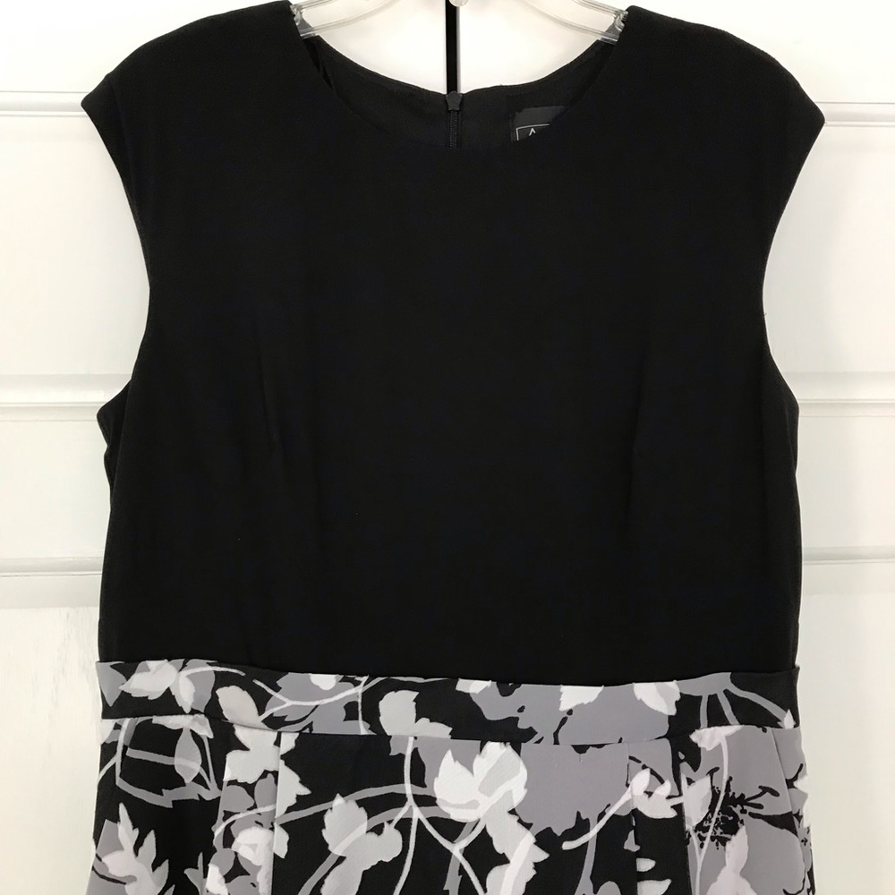 Alex Evenings Gown - Picture 5 of 16